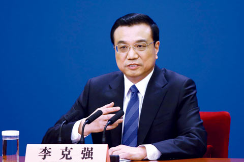 李克強(qiáng)主持召開新一屆政府首次常務(wù)會(huì)強(qiáng)調(diào)：說(shuō)一尺不如干一寸！